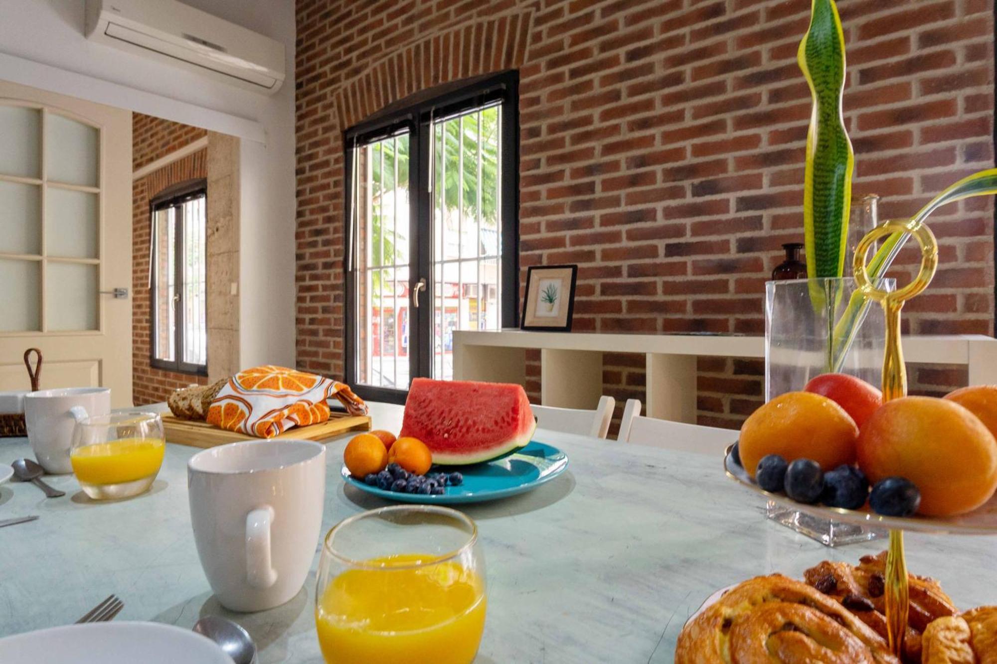 Homely Apartments Casa Torres Торевиеха Екстериор снимка